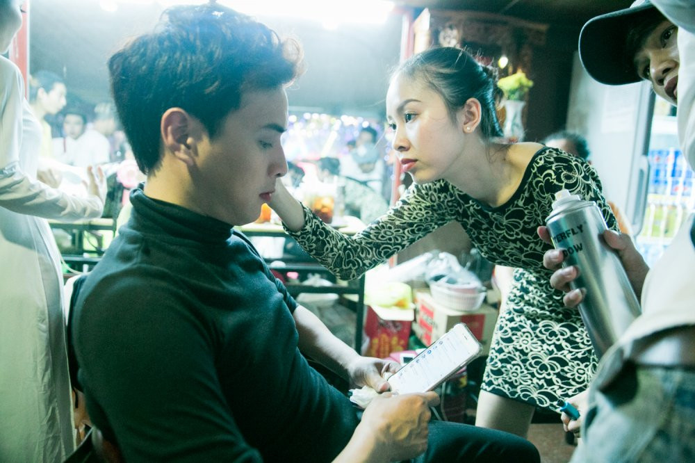 Hinh anh Thuc trang dem, Ho Quang Hieu lien tuc ngu guc tren phim truong 5