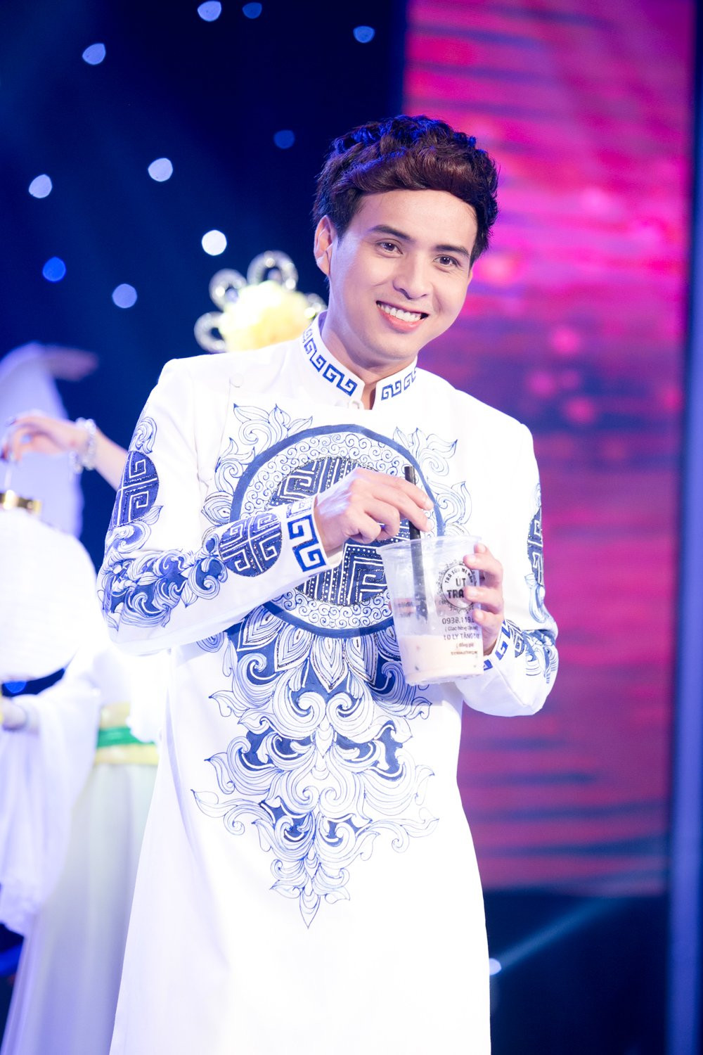 Hinh anh Thuc trang dem, Ho Quang Hieu lien tuc ngu guc tren phim truong 6