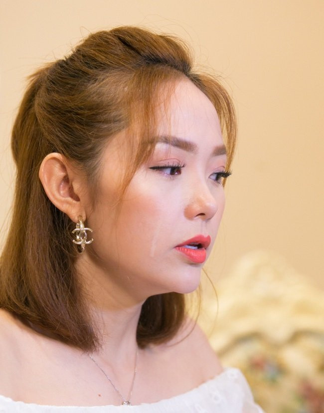 Hinh anh Lieu Ho Ngoc Ha co nhat thiet phai chen ep Minh Hang? 7