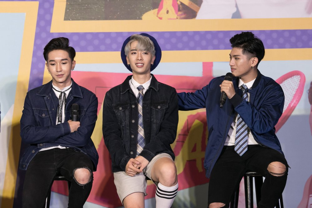 Hinh anh Monstar ‘choi lon’, ra mat MV chi de gioi thieu thanh vien moi 9