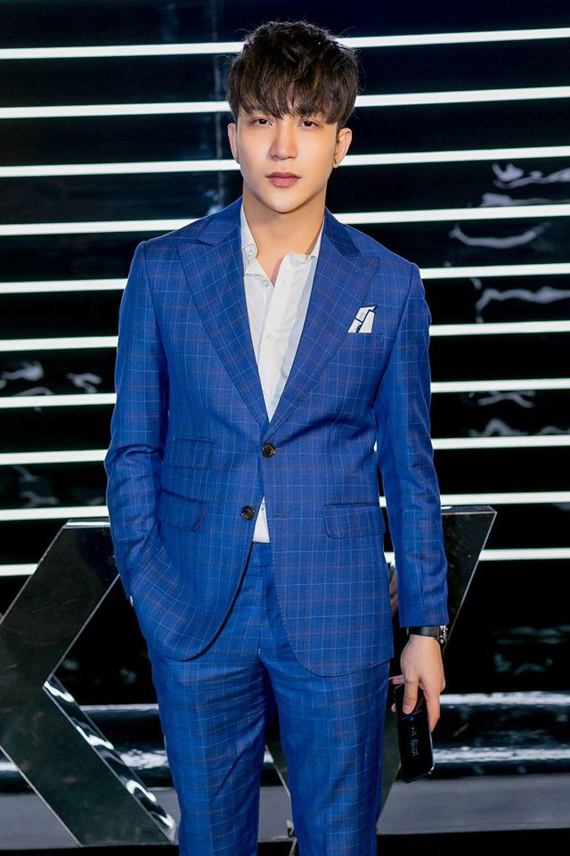 Hinh anh B Tran – Mlee ca tinh den chuc mung gia dinh nho cua nha van Gao 5