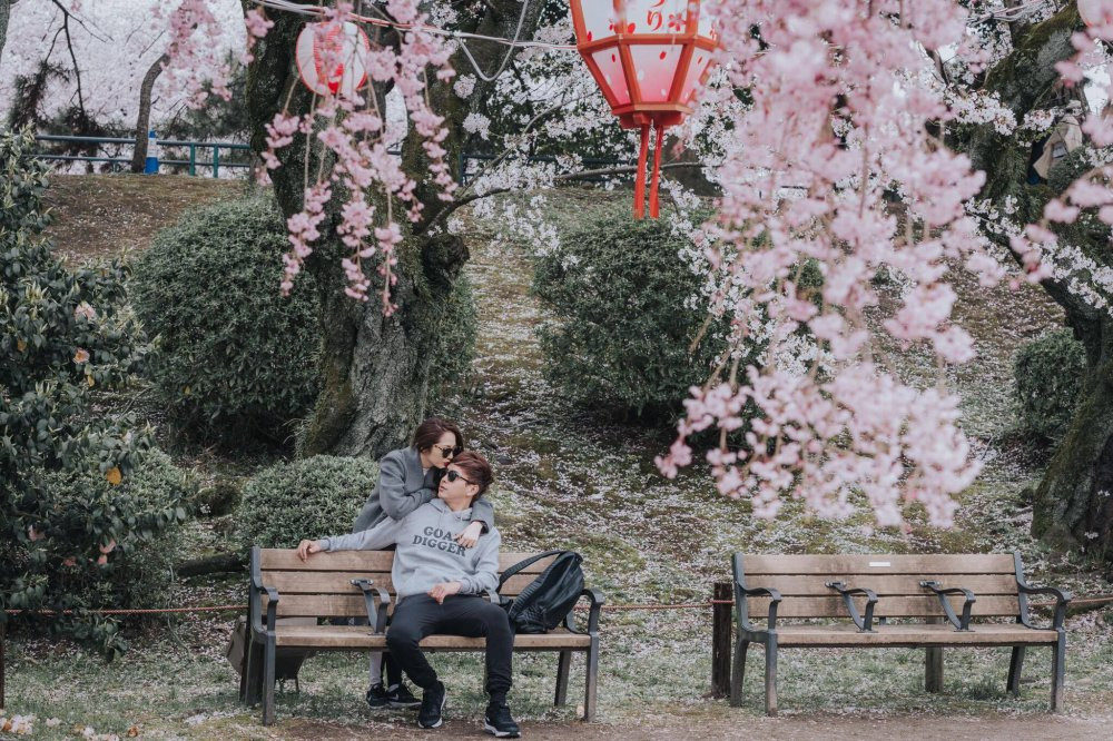 Hinh anh Ho Quang Hieu boi roi khi Bao Anh qua doi xinh dep tai Nhat 