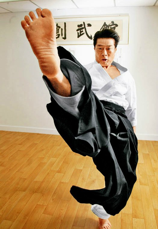 Lý Tiểu Long kính nể, Chân Tử Đan