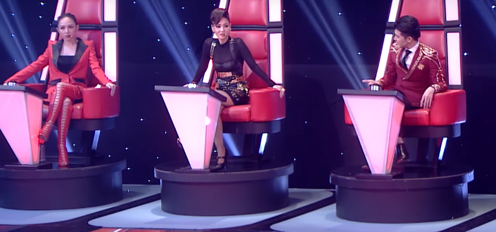 Hinh anh Giong hat Viet 2017: Hoc tro Thu Minh gay tranh cai ‘nay lua’ khi hat giong nu