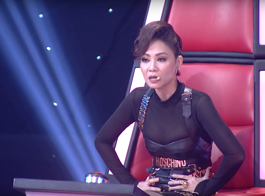 Hinh anh Giong hat Viet 2017: Hoc tro Thu Minh gay tranh cai ‘nay lua’ khi hat giong nu 9