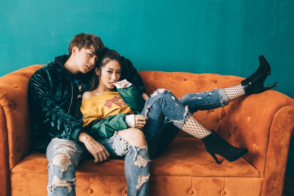 Hinh anh Sau 5 nam, Ngo Kien Huy va Khong Tu Quynh bat ngo tai hop 3