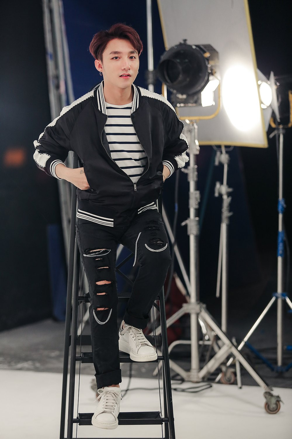 Hinh anh Khong the roi mat truoc hinh anh ve si cuc ngau cua Son Tung M-TP 3