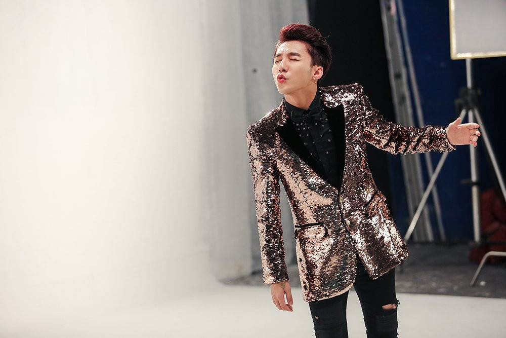 Hinh anh Khong the roi mat truoc hinh anh ve si cuc ngau cua Son Tung M-TP 5