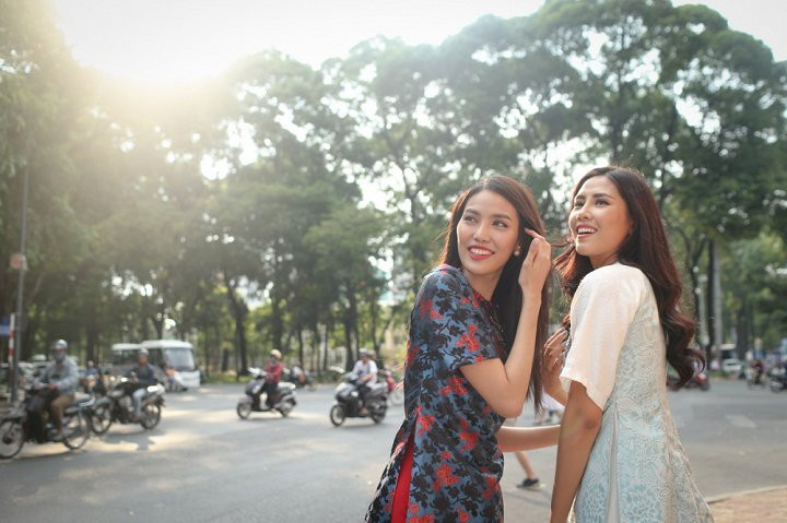 Hinh anh Sau The Remix, Dong Nhi va Bao Thy hoa giong trong ca khuc moi