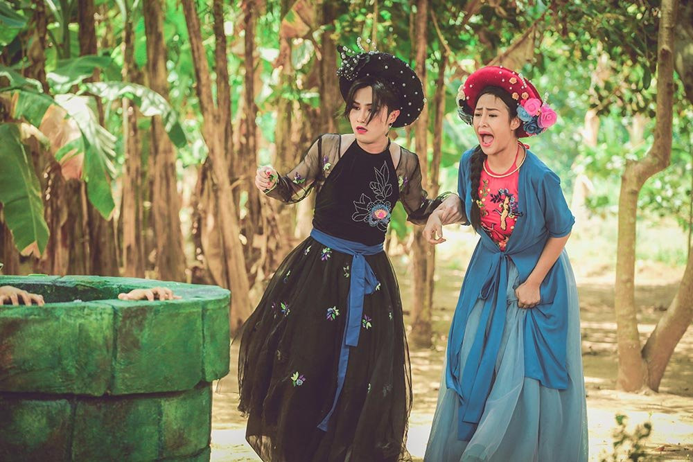 Hinh anh Huynh Lap he lo dan dien vien ‘khung’ trong trailer ‘Tam Cam: Chuyen Huynh Lap ke’ 5