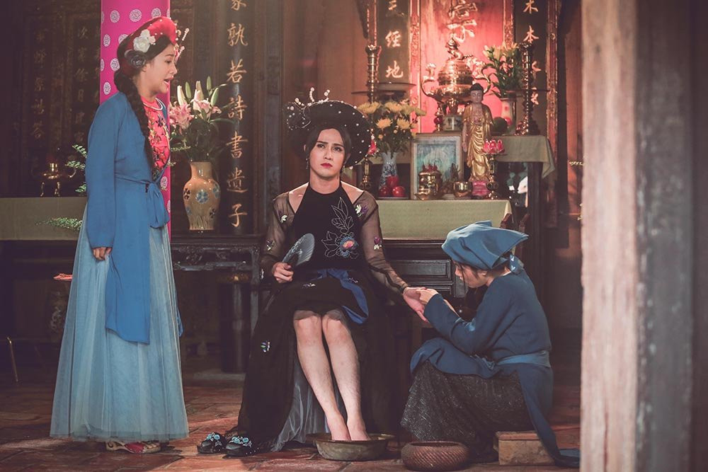 Hinh anh Huynh Lap he lo dan dien vien ‘khung’ trong trailer ‘Tam Cam: Chuyen Huynh Lap ke’ 7