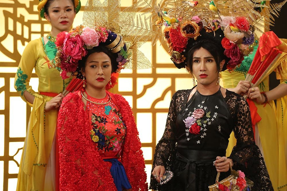 Hinh anh Huynh Lap he lo dan dien vien ‘khung’ trong trailer ‘Tam Cam: Chuyen Huynh Lap ke’ 7