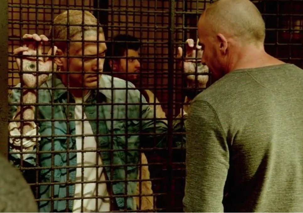 Hinh anh Nhan vat Michael trong phan 5 ‘Vuot nguc’ bi nghi la gia? 3