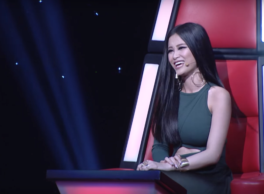 Hinh anh Giong hat Viet 2017: Hoc tro Dong Nhi duoc Thu Minh khen ngoi het loi 4