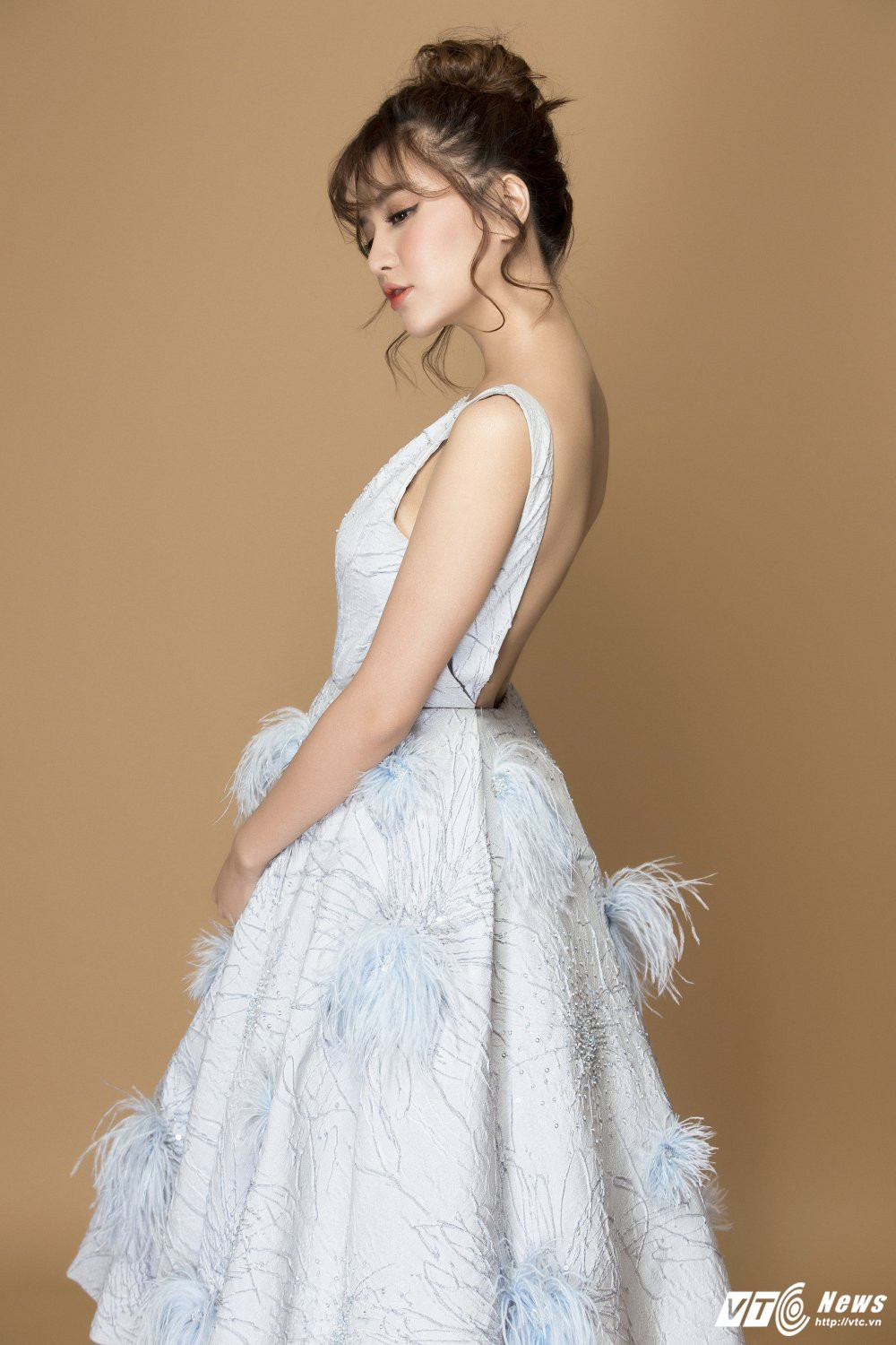 Hinh anh (4/5)Bich Phuong: ‘Toi khong phai la nguoi tram cho cho Toc Tien’