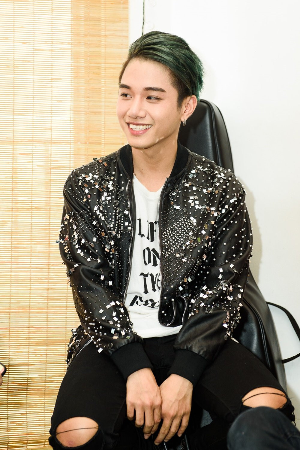 Hinh anh Bi Ho Quynh Huong loai, Juun Dang Dung khong muon thi hat nua