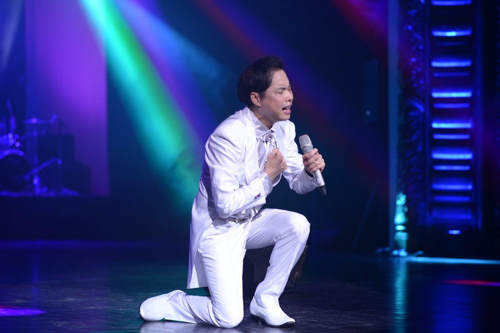 Hinh anh Ngoc Son: ‘Toi tu lam stylist cho chinh minh khi ngoi ghe nong!’