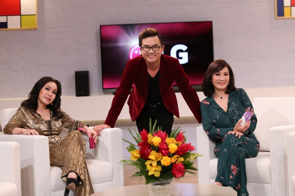 Hinh anh Gat nghi van bat hoa, Hong Dao - Viet Huong cung ‘vach tran’ vo chong sao Viet 3