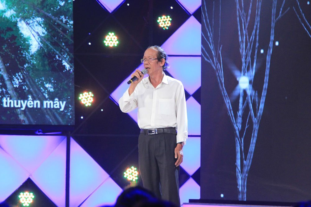 Hinh anh Vo chong Tran Thanh khoc nac vi nguoi dan ong hat cho ban than da mat 7