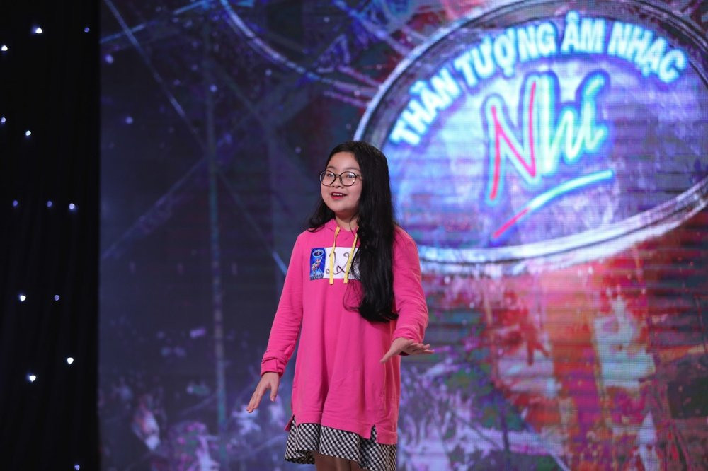 Hinh anh Van Mai Huong nghen ngao truoc co be khiem thi tai Vietnam Idol Kids 2017 3