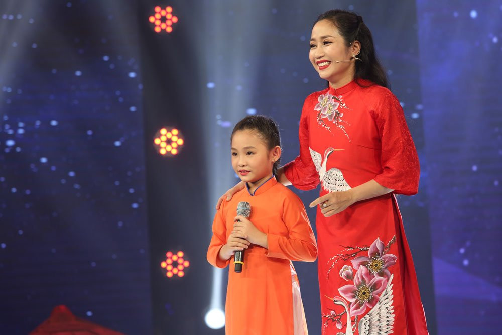 Hinh anh Cam Ly, Quang Linh buon ‘nao long’ truoc ‘hien tuong dan ca nhi’ 11