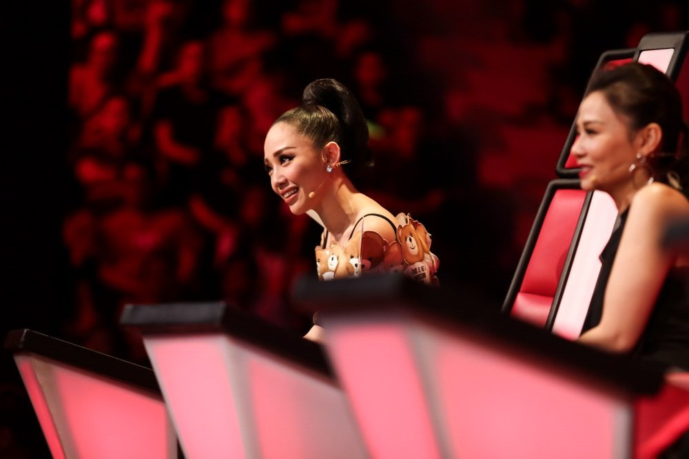 Hinh anh Giong hat Viet 2017: Hoc tro Thu Minh duoc Toc Tien khuyen di thi \'The Remix\' 3