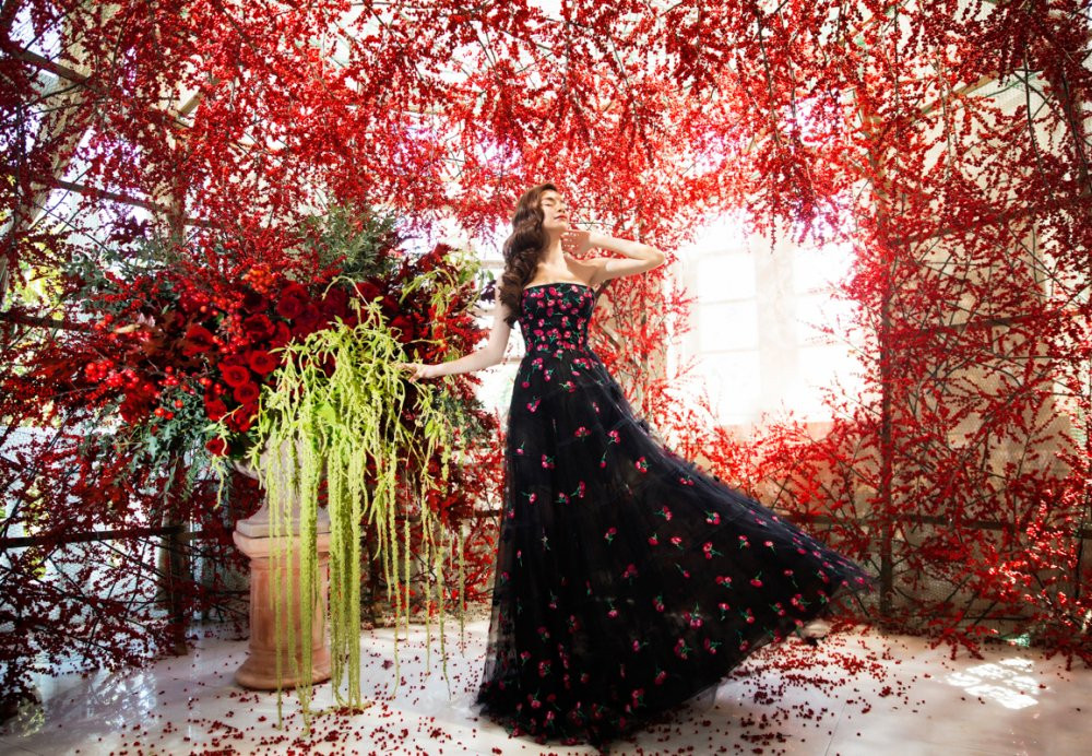 Hinh anh Ho Ngoc Ha kieu sa giua ‘rung’ hoa tri gia bac ty