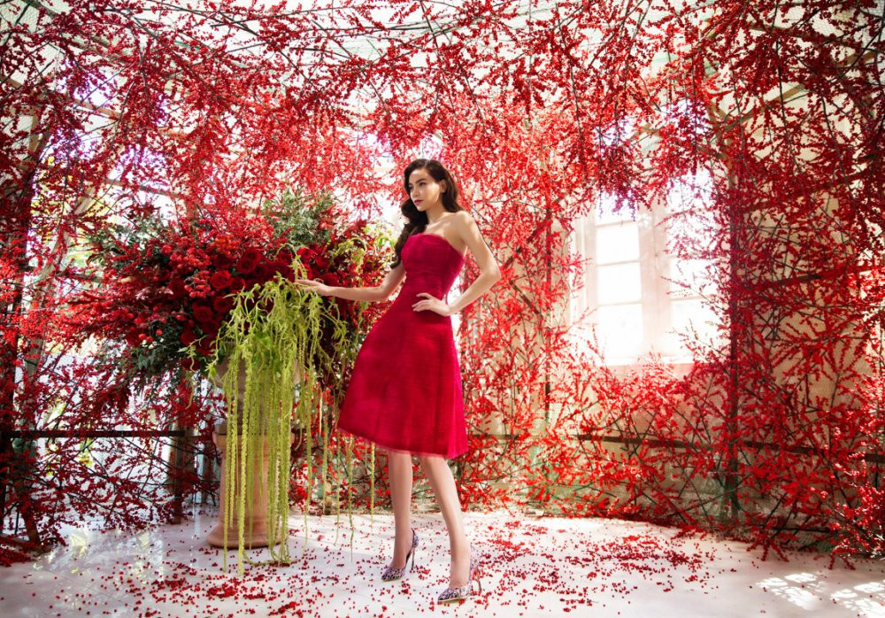 Hinh anh Ho Ngoc Ha kieu sa giua ‘rung’ hoa tri gia bac ty 5