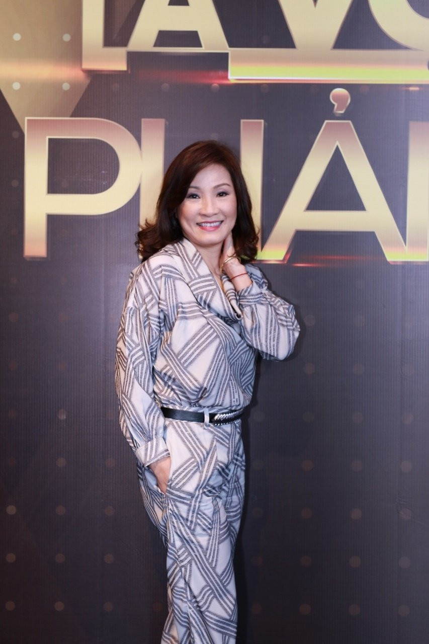 Hinh anh Hong Dao: \'Toi khong co y dinh canh tranh voi Viet Huong\' 7