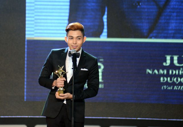 Hinh anh Jun Pham 365 se ‘dien’ va pha bo hinh tuong ngoan hien 5