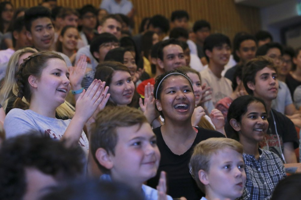 Hinh anh Dao dien phim ‘Kong: Skull Island’ truyen cam hung lam phim cho hoc sinh, sinh vien Viet Nam 4