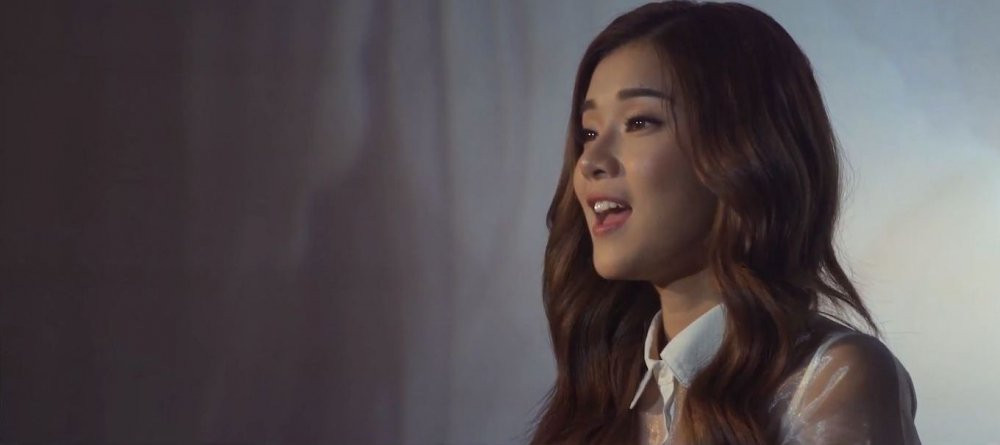 Hinh anh Thich thu voi hoi uc tuoi hoc tro trong MV moi cua Hoang Yen Chibi 6