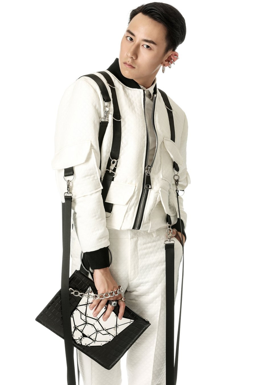 Hinh anh Rocker Nguyen ca tinh trong thiet ke cua Chung Thanh Phong