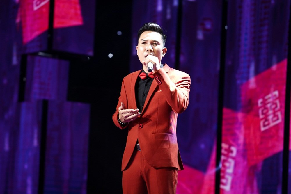 Hinh anh Quang Le nhan phan ung bat ngo vi lam kho hoc tro