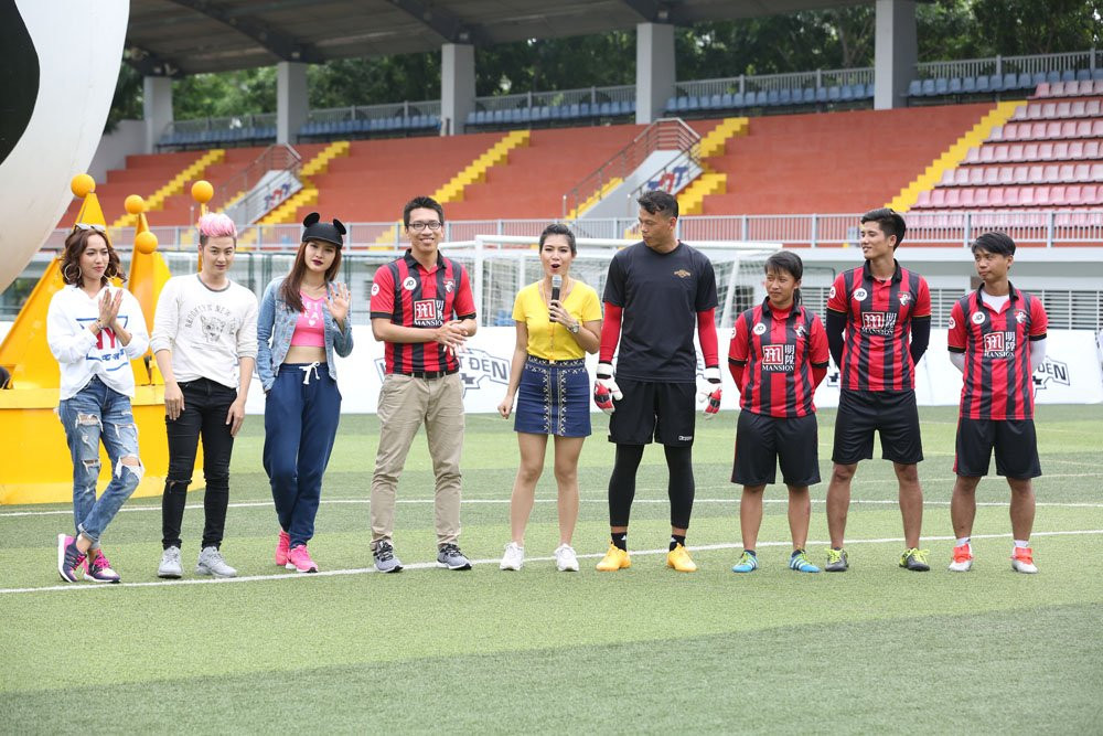 Hinh anh ‘Chet cuoi’ khi Thanh Duy Idol luc yeu, luc gian thu mon Tan Truong