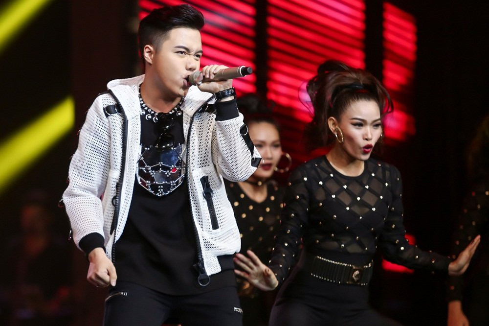 Hinh anh Giong hat Viet 2017: \'Hoang tu ballad\' doi Thu Minh \'lot xac\' gay ngac nhien