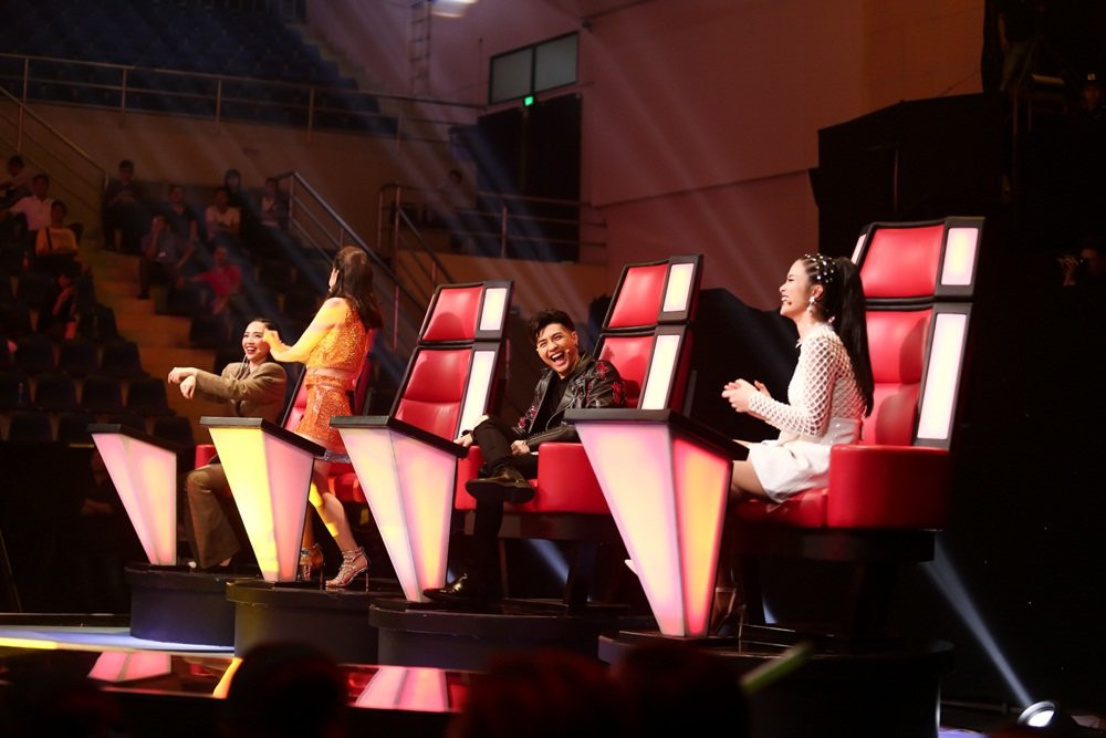 Hinh anh Giong hat Viet 2017: \'Hoang tu ballad\' doi Thu Minh \'lot xac\' gay ngac nhien 3