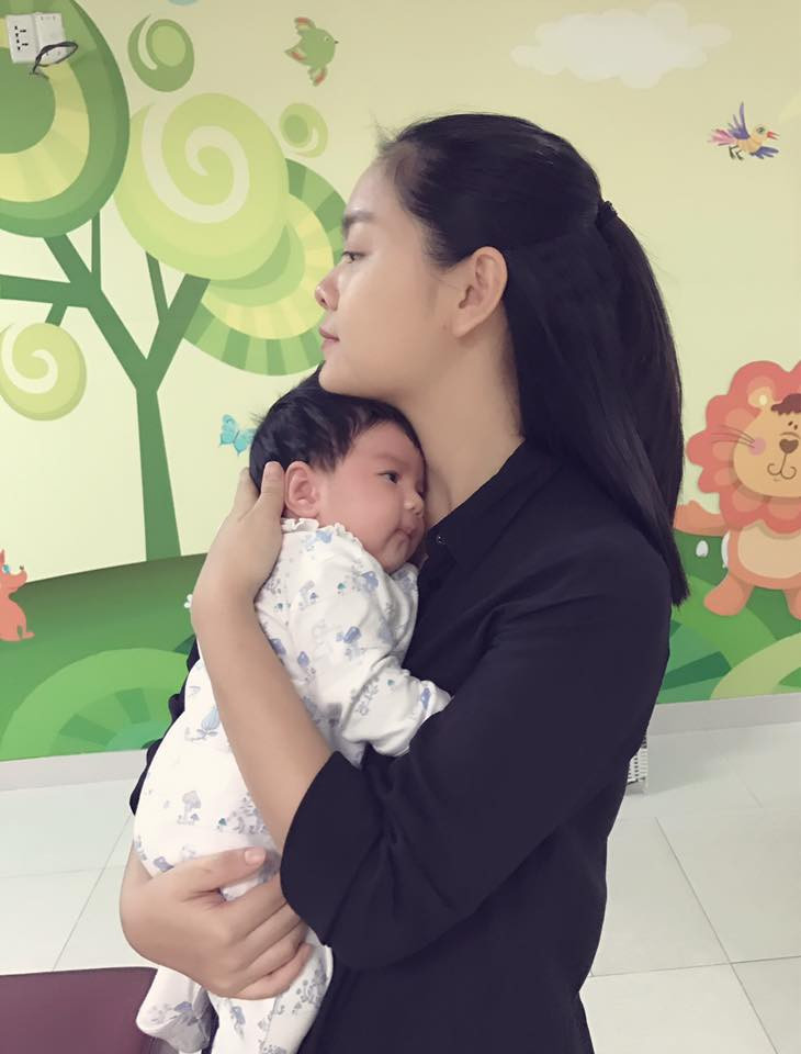 Hinh anh Nghi van Pham Quynh Anh va chong da \'duong ai nay di\' 3