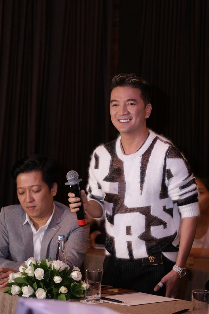 Hinh anh Sau on ao ‘The Face’, day la chuong trinh truyen hinh dau tien co Minh Hang xuat hien 6