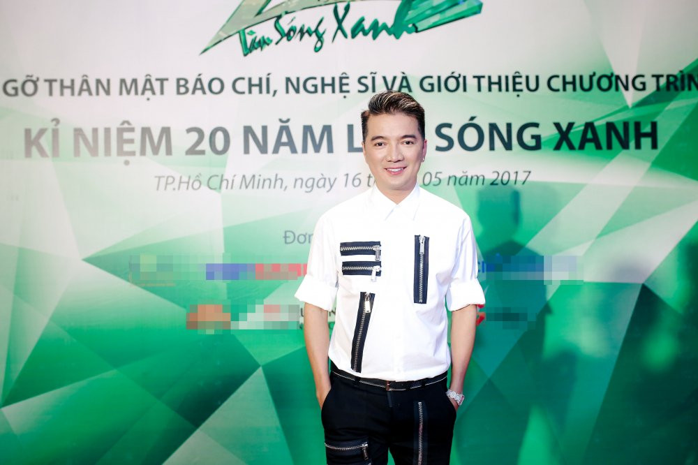 Hinh anh Phuong Thanh boi hoi xuc dong nho lai thuo moi vao nghe hat tai ‘Lan song xanh’