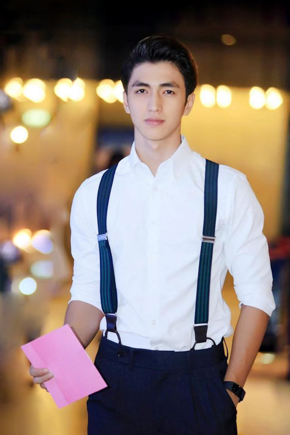 Hinh anh Chi Pu thay the vai phan dien cua Angela Phuong Trinh 6