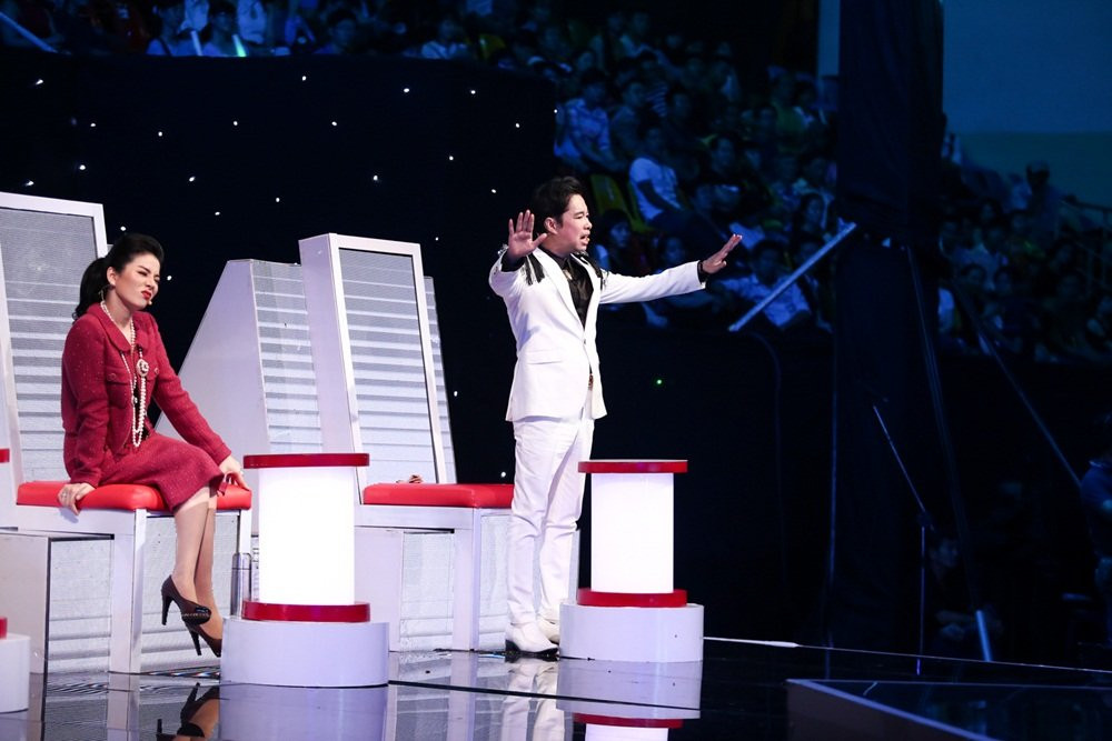 Hinh anh Quang Le khoc nhu mua, nho ve cha khi hoc tro Ngoc Son hat 'Dao lam con' 10