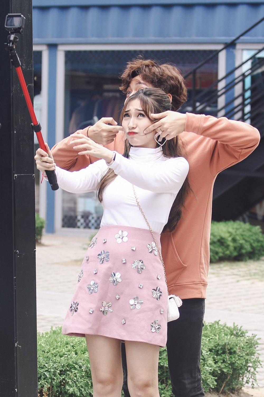 Hinh anh Ngo Kien Huy – Khong Tu Quynh ra mat MV nhat ki du lich 7