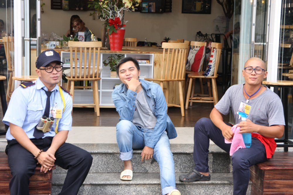 Hinh anh Nhom MTV ‘that the’, doi nghe lam xe om va bao ve 3