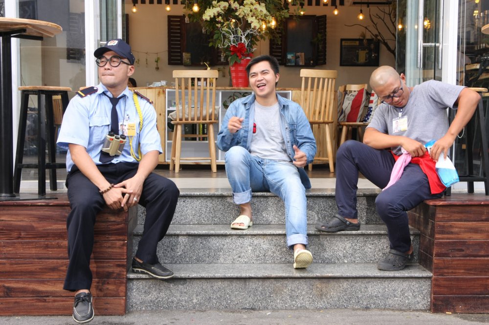 Hinh anh Nhom MTV ‘that the’, doi nghe lam xe om va bao ve 3