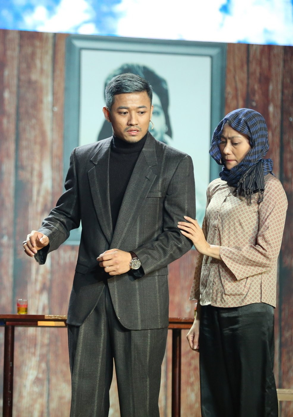 Hinh anh Le Phuong va nguoi yeu moi cham mat ‘tinh cu’ Quy Binh