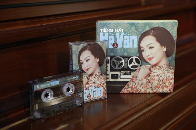 Hinh anh Hoc tro Mr. Dam mao hiem tung album nhac bolero voi dinh dang 3