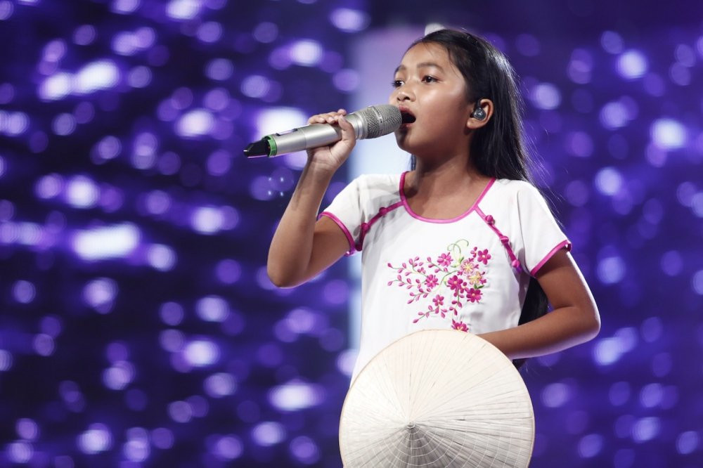 Thu Uyen the hien bai thi trong Vong Studio nu 5