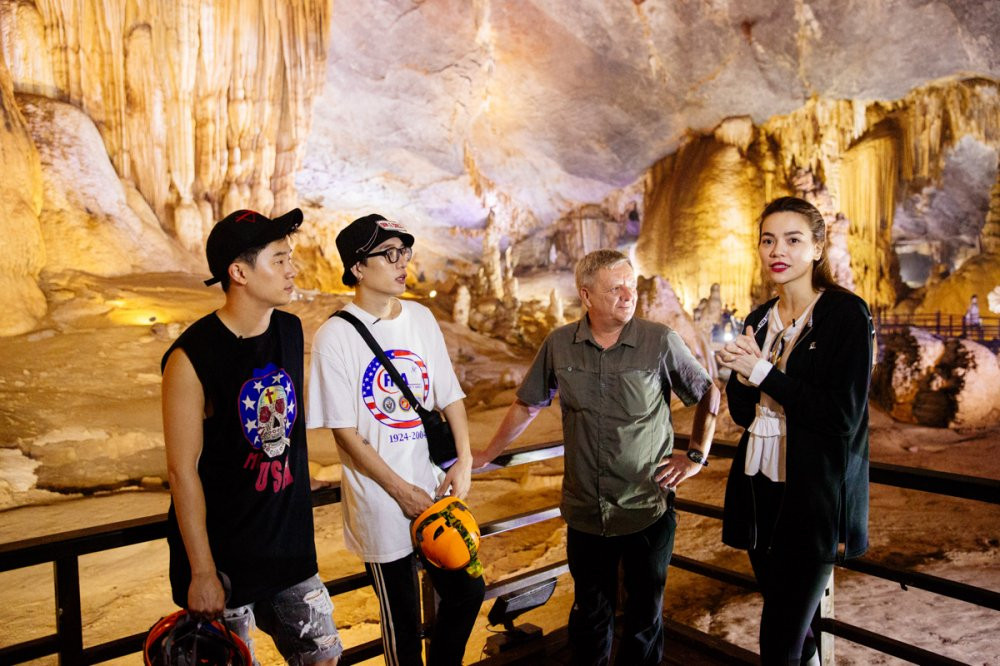 02 HO NGOC HA - BASICK - CHAU DANG KHOA KHAM PHA DONG THIEN DUONG (4)