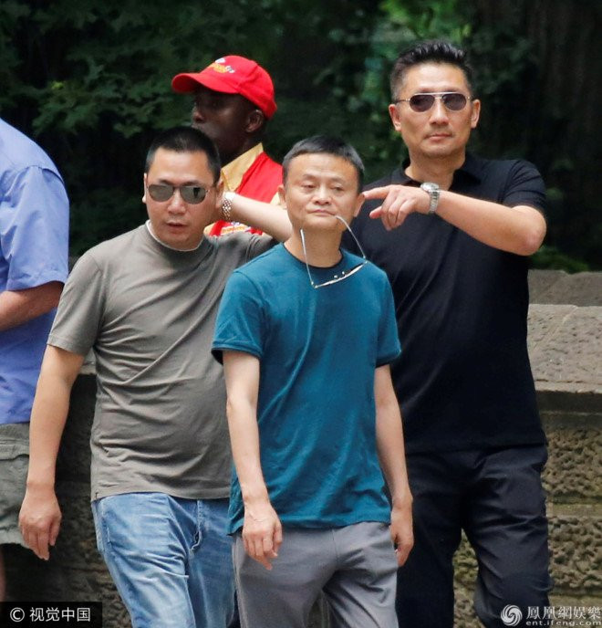 Quan he than thiet giua vo chong Trieu Vy va ty phu Jack Ma hinh anh 1